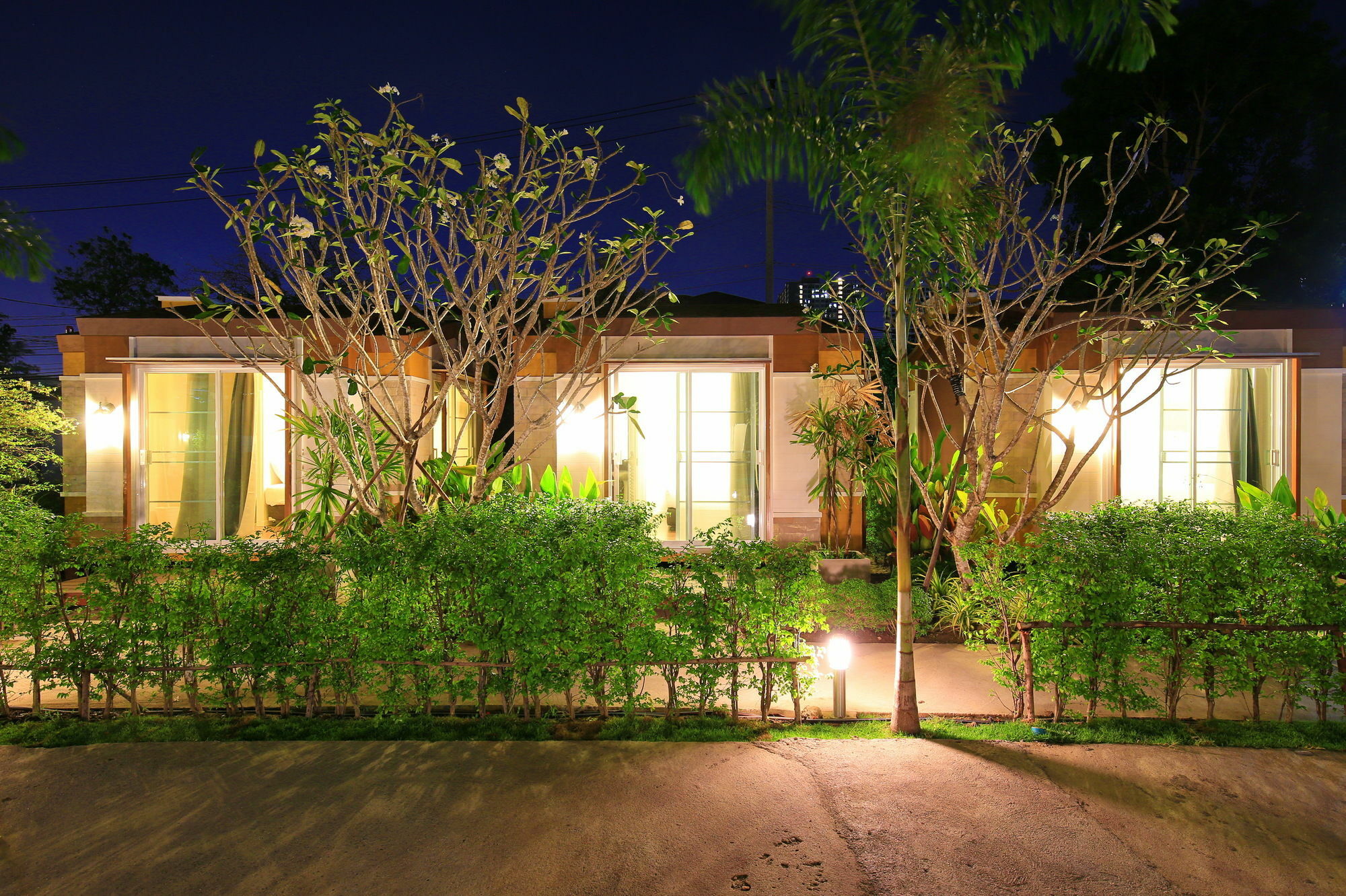 Resort M Bangkok - Bts Onnut Exterior photo